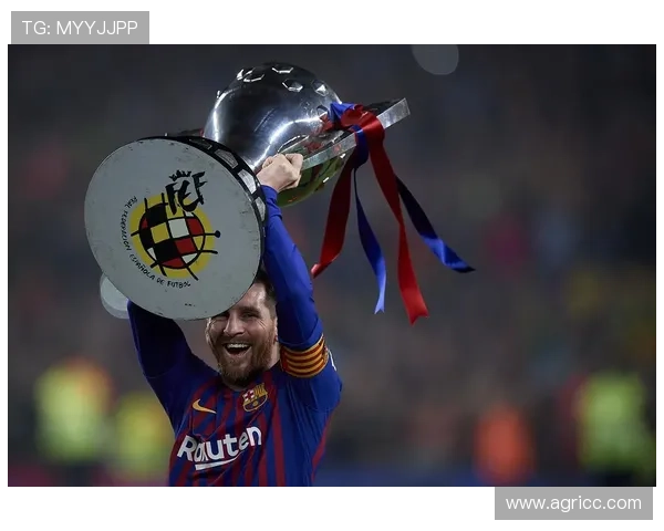 梅西重返巴萨可能性增大，俱乐部高层积极洽谈转会事宜